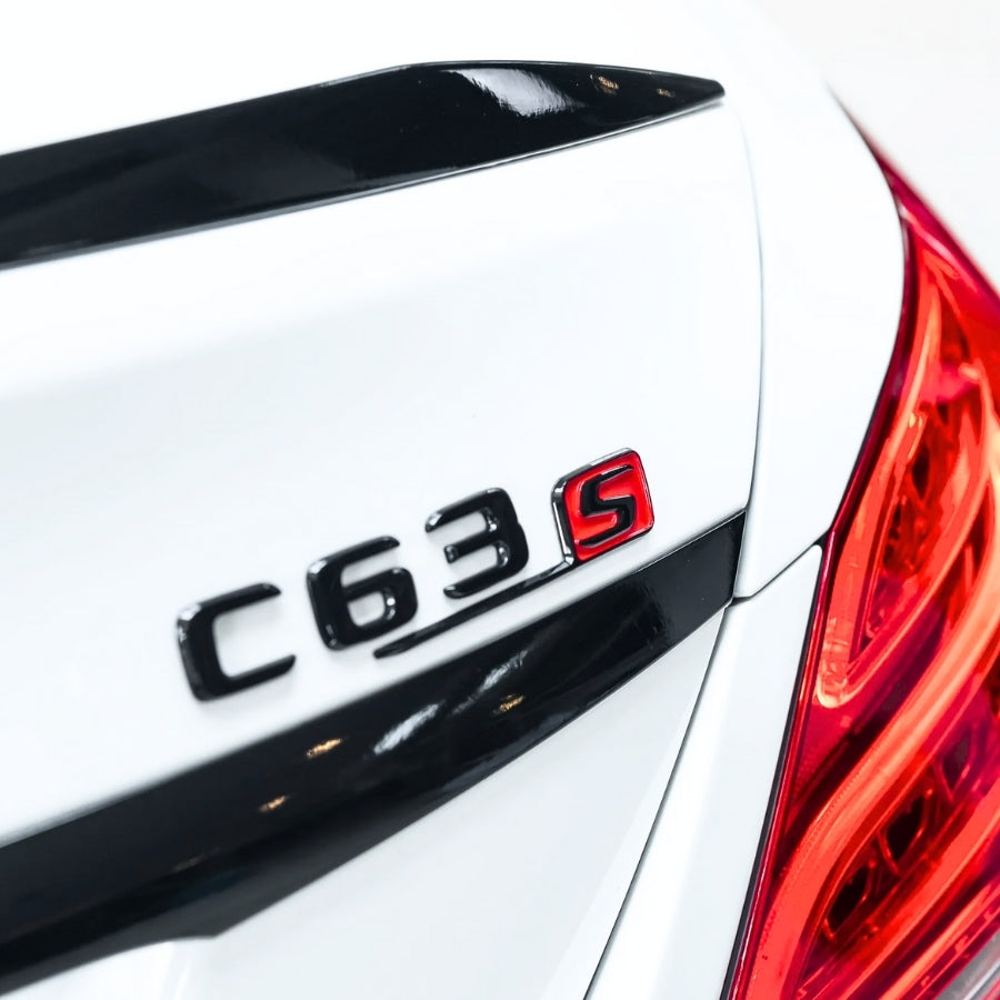 logo c63s arriere coffre