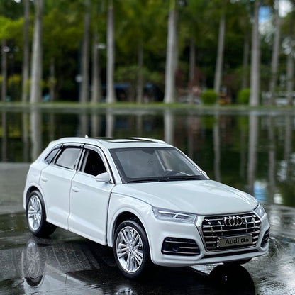 1:32 scale Audi Q5 miniature 