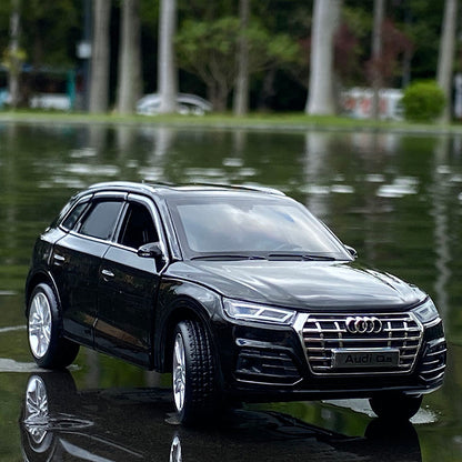 1:32 scale Audi Q5 miniature 