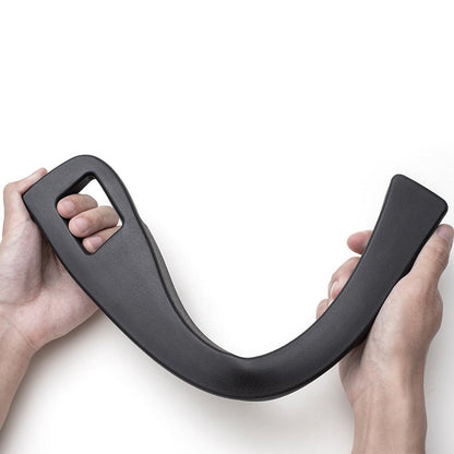 Space-filling strip to prevent objects from falling