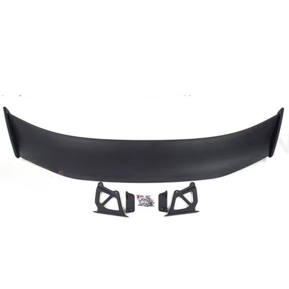 Porsche GT4 RS spoiler