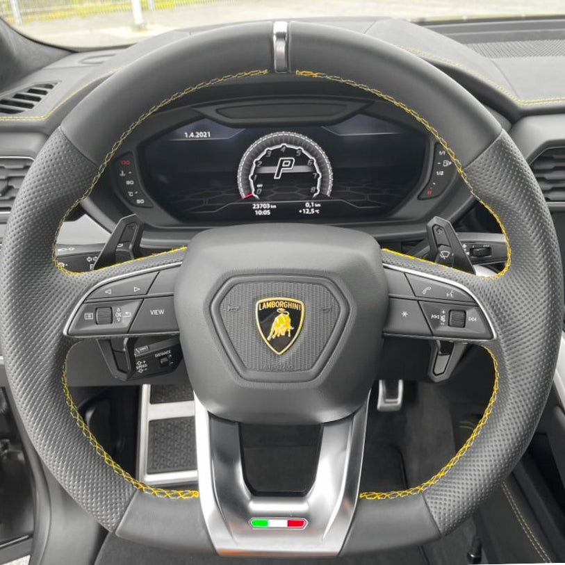 volant urus jaune cuir 
